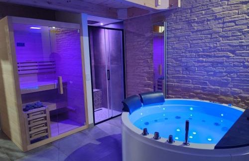 Castelfidardo Apartment | Indulge in Relaxation at Note di Rame Spa Retreat