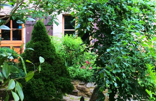 La Chaise-Dieu House | NotreBergerie in Baffour: 10/10 Rated with Ocean Views