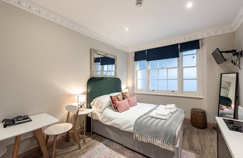 Pembridge Apartment | Cozy Notting Hill Studio Near Portobello & Kensington Palace