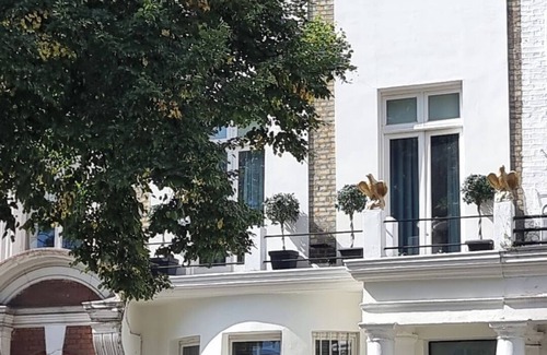 Notting Hill Apartment | Discover the One One One Hotel in Vibrant Notting Hill!