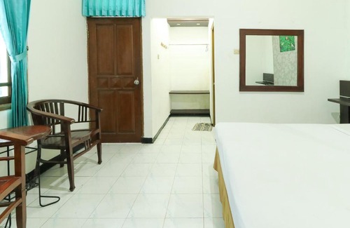 Waru Hotel | Discover Family-Friendly Noumi Homestay for Your Getaway