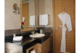 Al-Fujairah Hotel | Discover Nour Arjaan by Rotana in Fujairah: 4-Star Retreat