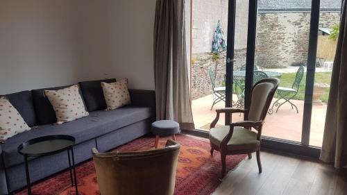 Combree House | Cozy Nouveau Gîte Beaulieu with Oceanfront Views