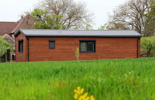 Stropesin House | Cozy Nový mobilheim: Pet & Child Friendly Getaway