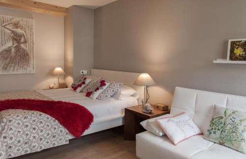 Santiago de Compostela Apartment | Welcoming Nova Compostela Apartments with Top Guest Ratings