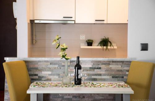 Zagreb Apartment | Pet-Friendly Nova Galerija Studio App with Spa & Breakfast