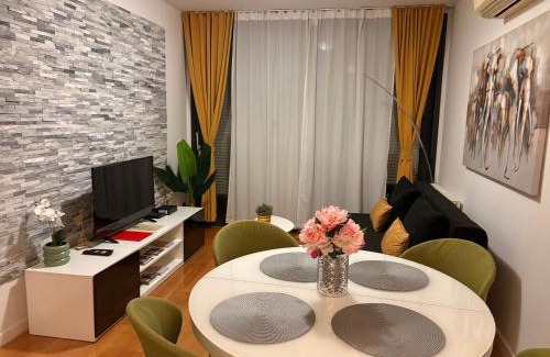 Zagreb Apartment | Pet-Friendly Nova Galerija Studio Ema & Apartment Anita