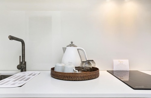 Kiama Hotel | Inviting Nova Kiama: Family-Friendly Stay with Pool & Breakfast