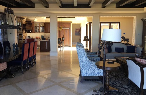 Paraiso Escondido House | Guest Rated: 10/10 Novaispania Residence with Pool & Spa