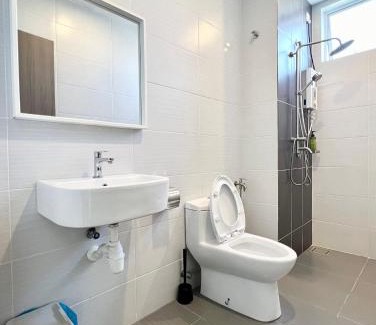 Malacca City Apartment | Relax at Novo 8 Residences by Nestcove with Pool & Ocean View