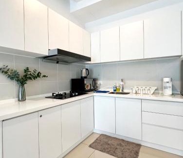 Malacca City Apartment | Relax at Novo 8 Residences by Nestcove with Pool & Ocean View