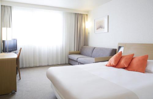 Le Lac Hotel | Discover Novotel Bordeaux Lac: Pet-Friendly Stay with Ocean Views