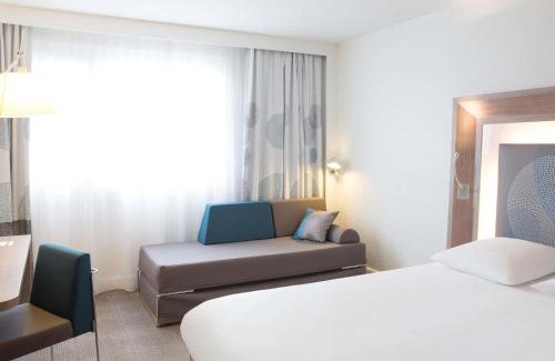 Le Lac Hotel | Discover Novotel Bordeaux Lac: Pet-Friendly Stay with Ocean Views