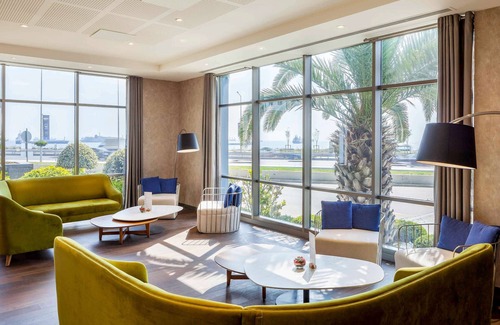 Zeytinburnu Hotel | Explore Novotel Istanbul Zeytinburnu with Pool & Spa Access