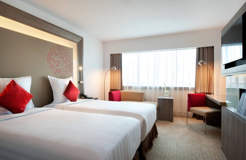 Chinatown Hotel | Discover Novotel Jakarta Gajah Mada: Pool, Spa & Family-Friendly