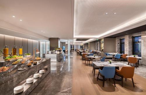 Kunshan Hotel | Explore Novotel Kunshan Yangcheng Lake: Family-Friendly Stay