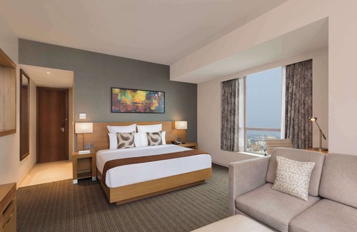 Gomti Nagar Hotel | Discover Novotel Lucknow Gomti Nagar with Pool and Spa