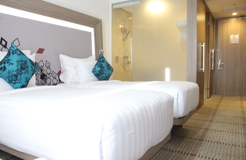 Makassar Hotel | Experience Comfort at Novotel Makassar Grand Shayla Hotel
