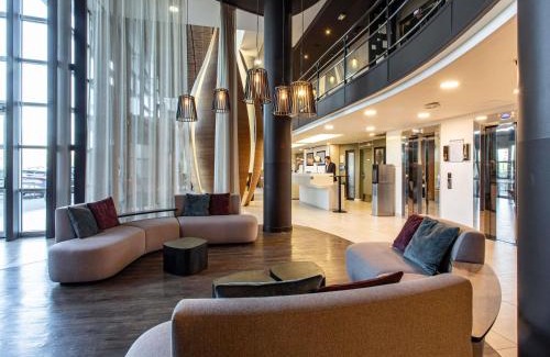 Quartier du Petit-Montrouge Hotel | Comfortable Stay at Novotel Paris 14 Porte d'Orléans
