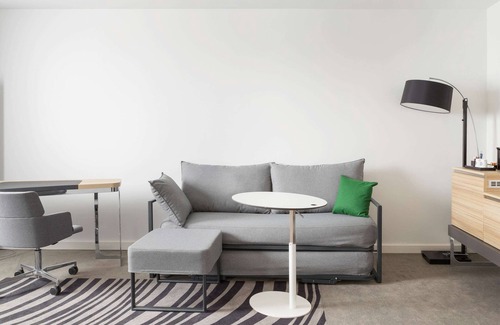 Tremblay-les-Gonesse Hotel | Elegant Stay at Novotel Paris Charles de Gaulle Airport
