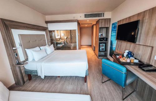 Zona Sul Hotel | Relax at Novotel RJ Praia de Botafogo with Spa & Hot Tub