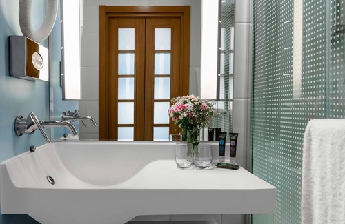 Yomra Hotel | Experience Elegance at Novotel Trabzon with Pool & Spa