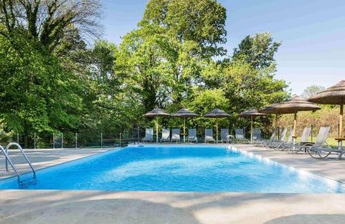 Valence Hotel | Elegant Stay at Novotel Valence Sud with Pool & Ocean Views