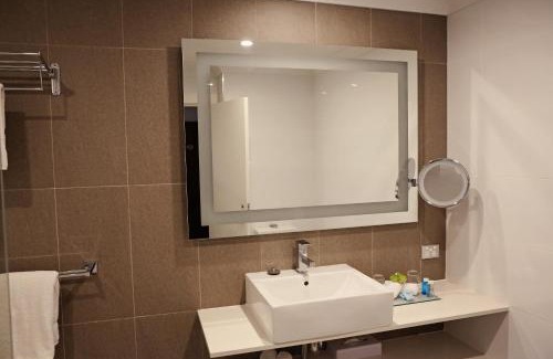 The Vines Hotel | Pet-Friendly Novotel Vines Resort with Ocean View & Spa