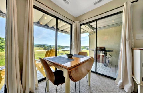 North Shore Hotel | Discover Comfort at Now Oar Never: Family-Friendly & Fun