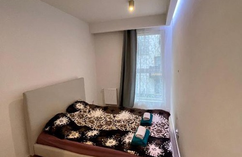 Wielki Kack Apartment | Modern 2-Room Retreat with Balcony and Forest Views