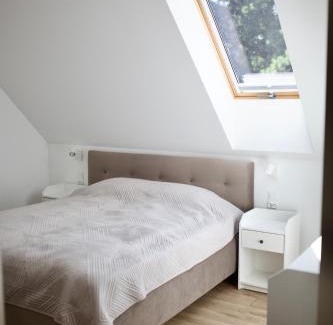 Stepnica Apartment | Discover Secret Spot - Domki w Czarnocinie with Ocean Views