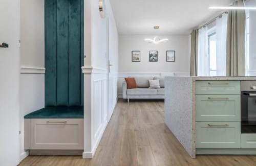 Siedlce Hotel | Nowoczesny apartament z balkonem i widokiem na miasto