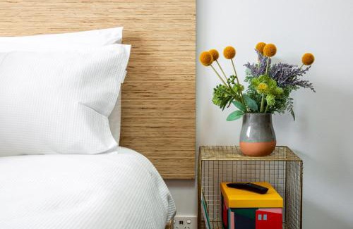 Nowra Villa | Discover Nowra Studio Barn: 4-Star Comfort with Breakfast