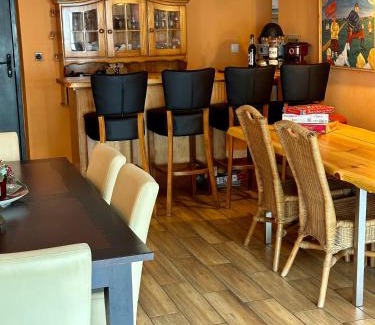 gmina Magnuszew Bed & Breakfast | Guest Rated 10/10: Nowy Dom Polska with Family Kitchen
