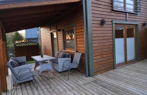Lubkowo House | Inviting Wooden Cottage Tu Mi Dobrze with Beach Access