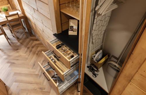 Koscielisko Apartment | Discover Nowy Szlak: 4-Star Family-Friendly Retreat