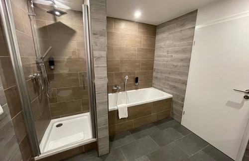 Dortmund City Centre Hotel | Cozy NP Hotel Königshof: Family-Friendly & Accessible Stay
