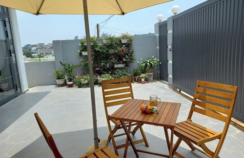 Phuong Villa | Tranquil Retreat with Nature Light & Spa Amenities