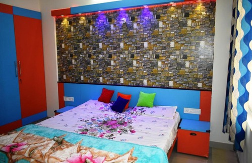 Indore House | Top-Rated NPS Enterprises Homestay: Family-Friendly & Accessible