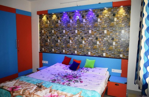 Indore House | Top-Rated NPS Enterprises Homestay: Family-Friendly & Accessible