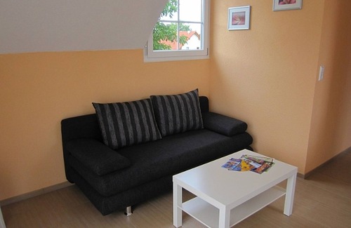 Rust Apartment | Top-Rated Apartment for 5-8 Guests with Family-Friendly Amenities