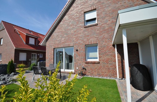 Horum House | Experience Ocean Views at Cottage "Wattfieber" - 9.6/10