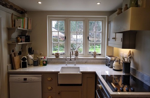 Seend House | Discover Nr Devizes: Pet-Friendly Stay with Pool & Garden