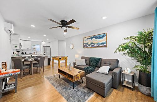 MacGregor House | Convenient Stay Near Medical Center with Games & BBQ Patio
