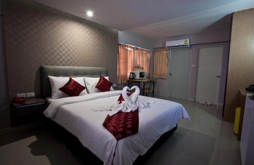 Lat Krabang Hotel | Family-Friendly NRC Residence with Restaurant & Breakfast