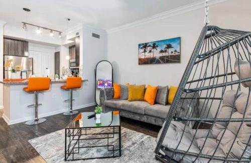 South Central Houston Apartment | Bright and Cozy Unit Near NRG Stadium & Medical Center