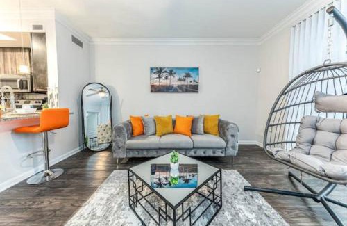 South Central Houston Apartment | Bright and Cozy Unit Near NRG Stadium & Medical Center