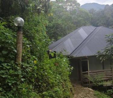 Western Region Hotel | Pet Friendly Nshongi Camp: Guest Rated 10/10 with Breakfast