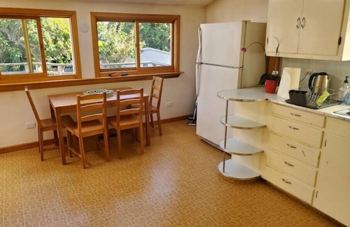 Downtown Berkeley House | Inviting 3-Bedroom Home with Patio & Family-Friendly Amenities