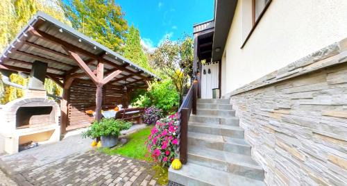 Sovata House | Guest Rated 9.9: Family-Friendly 'Nu ma Uita' in Sovata